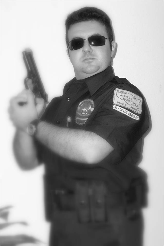 Ex-policemen make great apartment guards! Ex-policemen and ex-servicemen make great apartment gaurds!